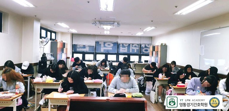 고3위탁반의 중간고사 시간입니다.